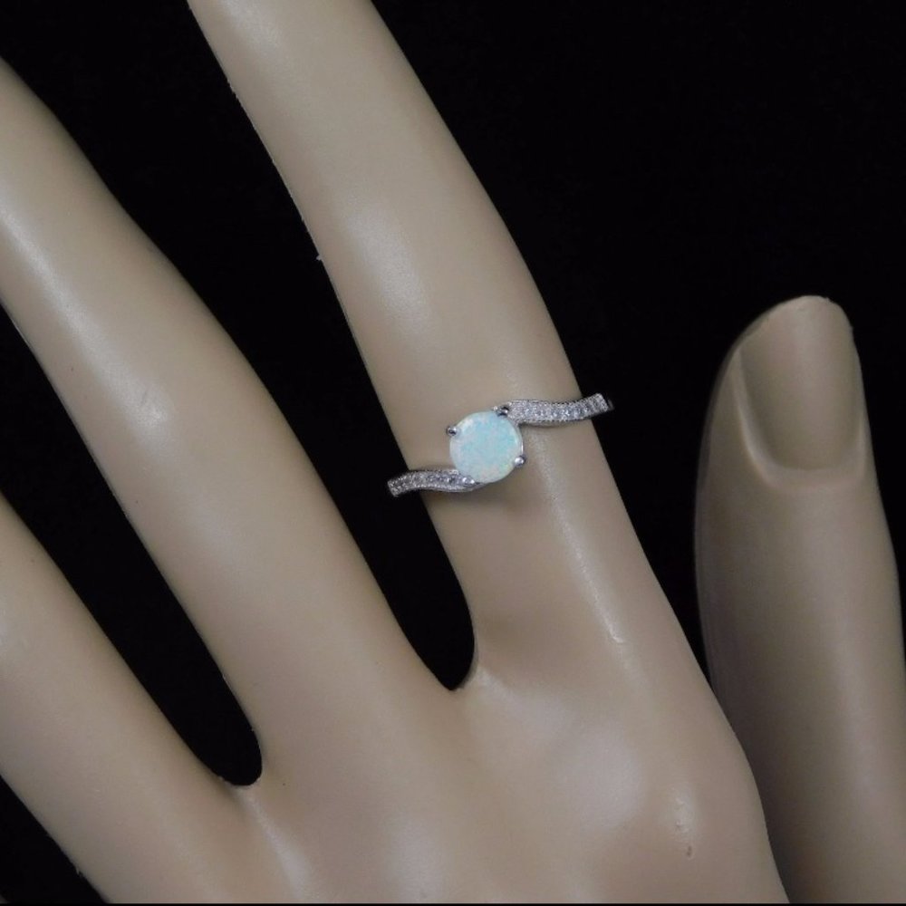 White Opal Bypass Ring 925 Silver - Picture 4 of 4